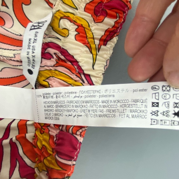 NWT Zara Flowy Printed Shorts 8066 035 330 - Size XL - Picture 4 of 11